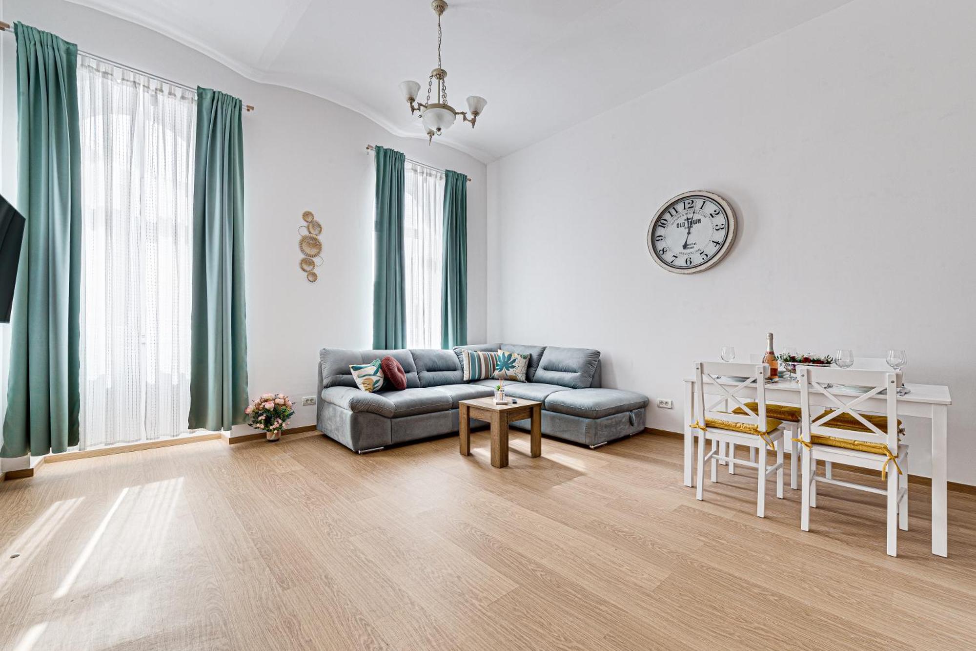 Ari Central Grand Apartments - Luxurious Stay Arad Eksteriør billede