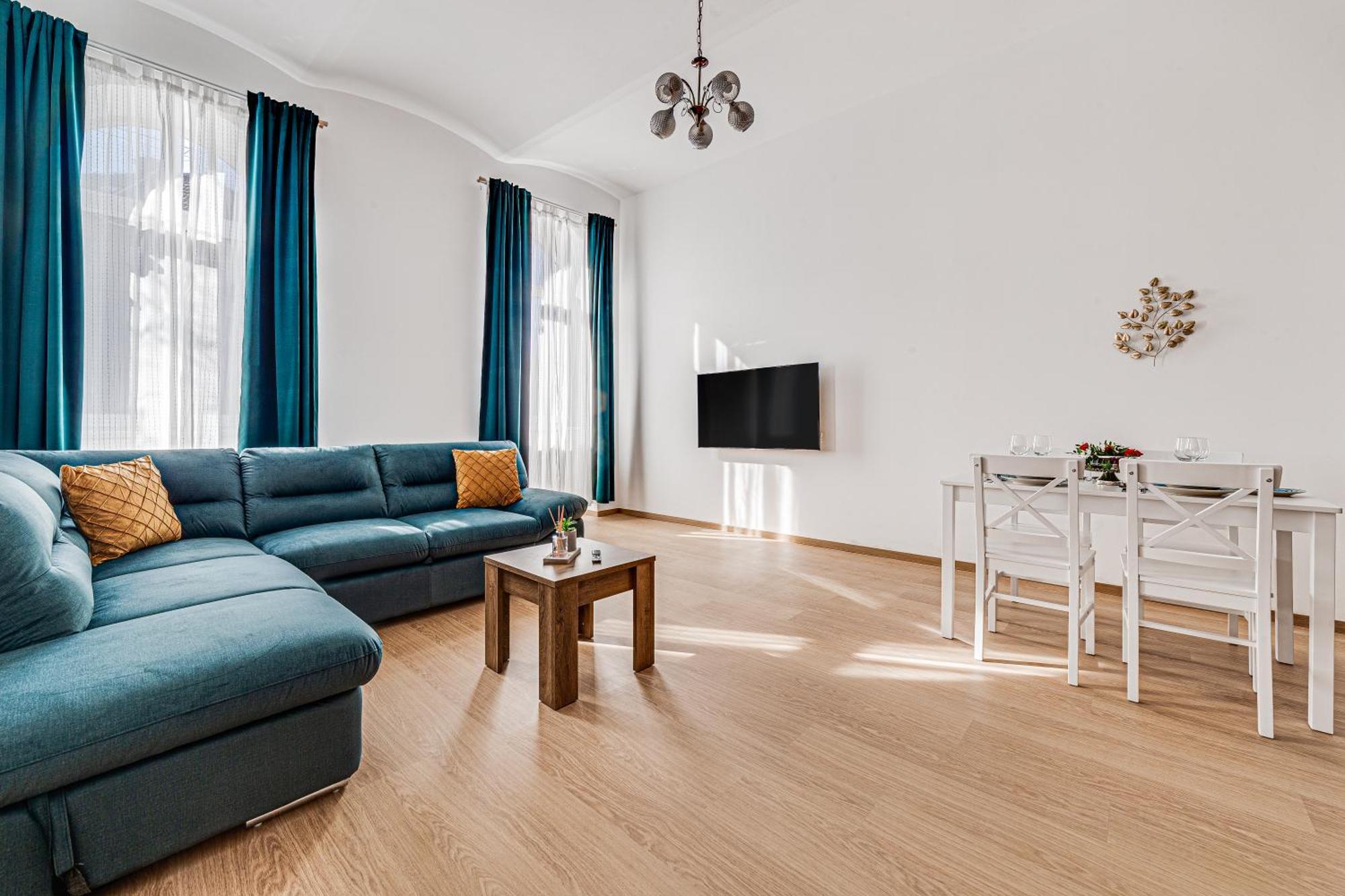 Ari Central Grand Apartments - Luxurious Stay Arad Eksteriør billede