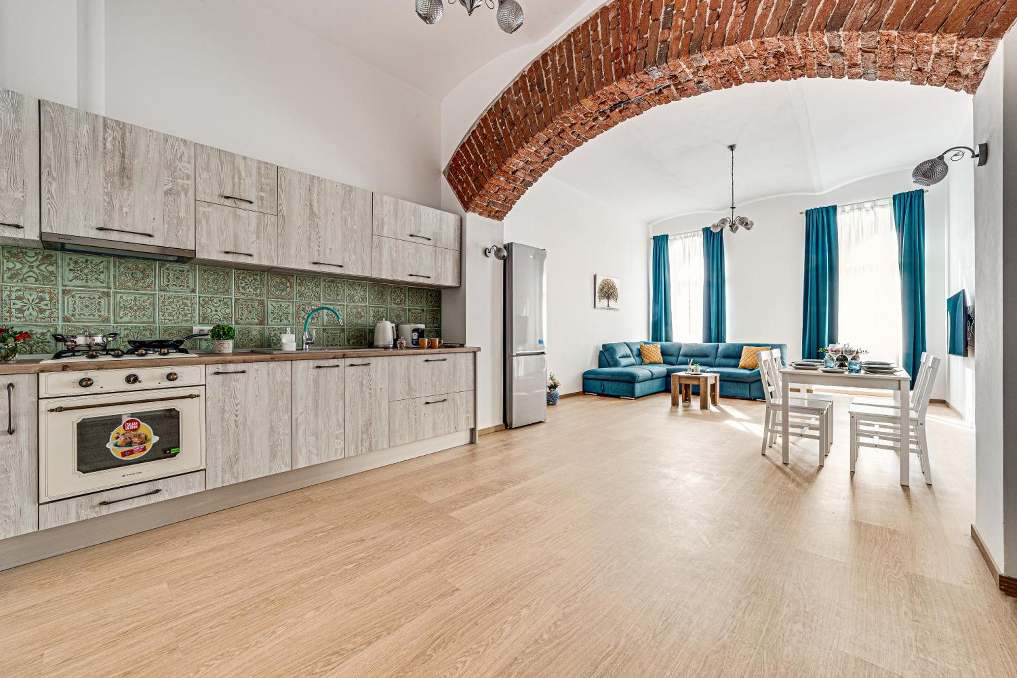 Ari Central Grand Apartments - Luxurious Stay Arad Eksteriør billede