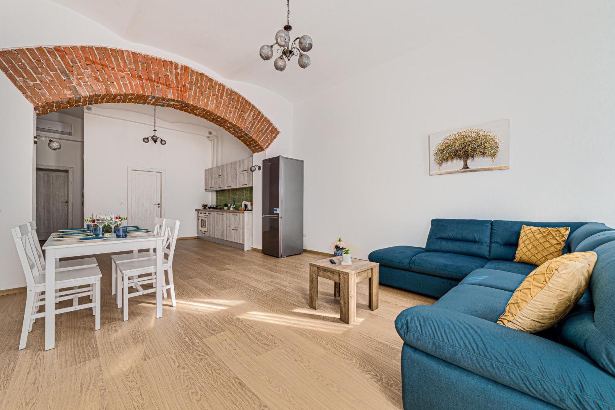 Ari Central Grand Apartments - Luxurious Stay Arad Eksteriør billede