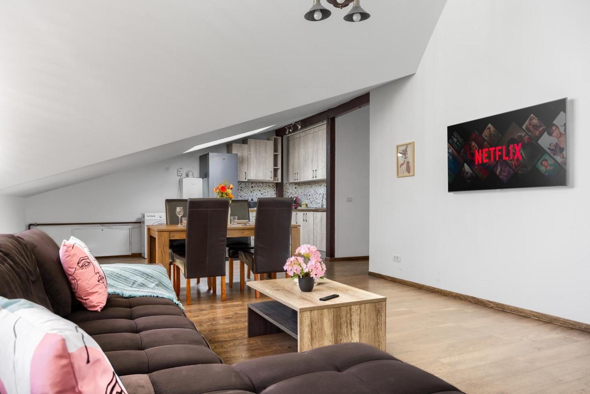 Ari Central Grand Apartments - Luxurious Stay Arad Eksteriør billede